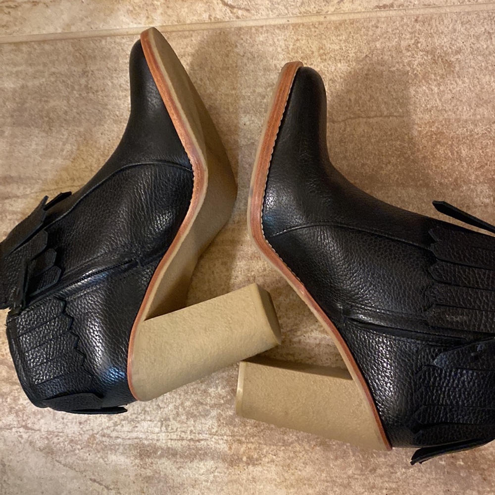 10 CROSBY DEREK LAM heeled ankle booties in Black Size 9 - Picture 5 of 7